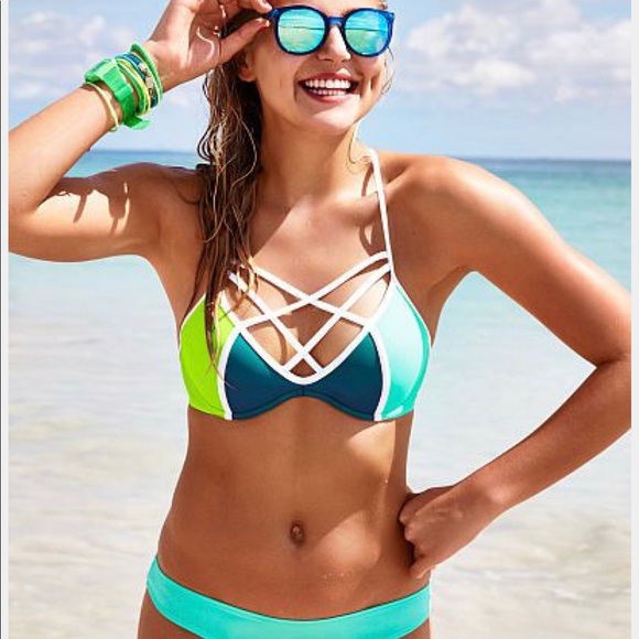 Strappy Front-T-Back-Pink/Victoria Secret Bikini - Picture 2 of 4